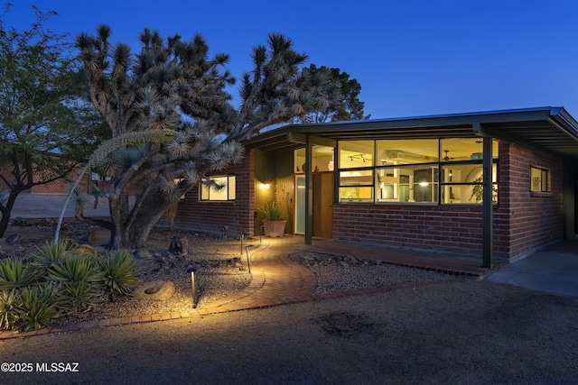 6714 E Topke St, Tucson, AZ 85715 - view of front facade with brick siding