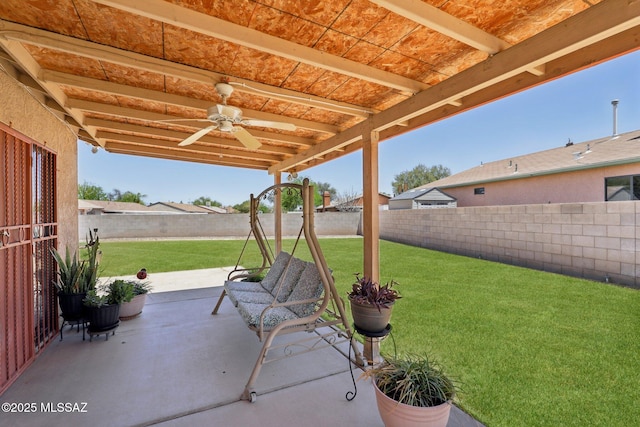 1861 W Sauvignon Dr, Tucson, AZ 85746 - view of patio featuring a ceiling fan