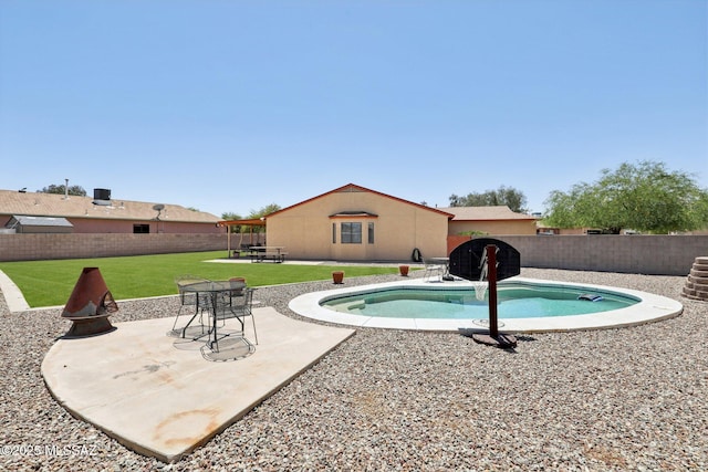 1861 W Sauvignon Dr, Tucson, AZ 85746 - view of pool featuring a patio area