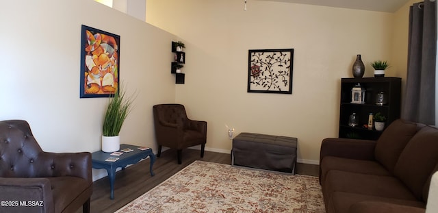 1732 W Pineriver Pl, Tucson, AZ 85746 - living area featuring wood finished floors and baseboards