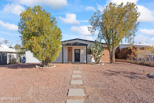 5011 E Scarlett St, Tucson, AZ 85711 - view of mid-century home