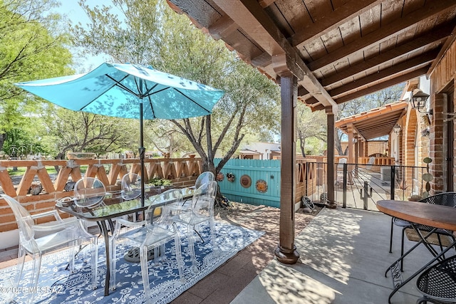 344 S Paseo Sarta Unit C, Green Valley, AZ 85614 - fenced backyard featuring outdoor dining space