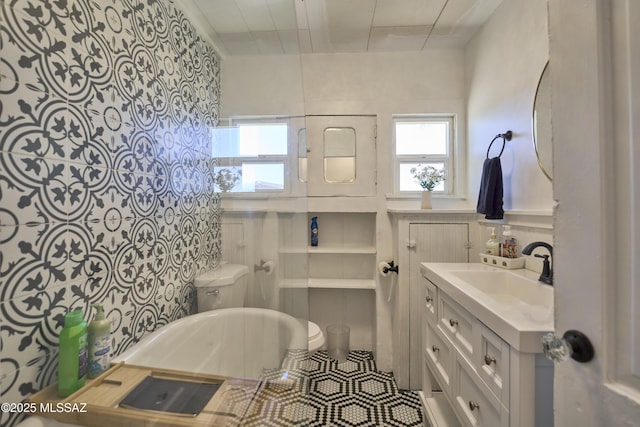 203 N Kellum Ave, Bowie, AZ 85605 - full bath featuring a freestanding tub, vanity, and tile patterned flooring