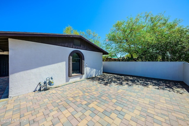 2607 E Adams St, Tucson, AZ 85716 - view of patio / terrace featuring fence