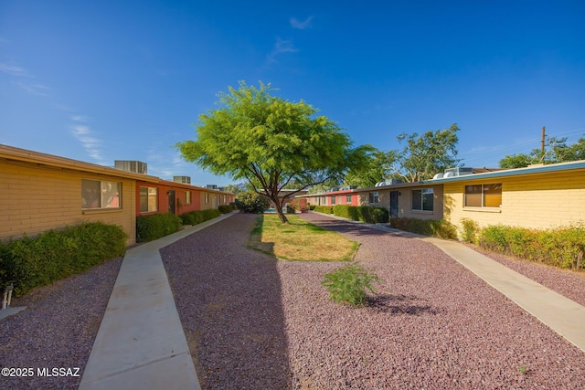 3025 E Blacklidge Dr, Tucson, AZ 85716 - view of yard