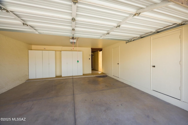 9846 E 2nd St, Tucson, AZ 85748 - garage with a garage door opener