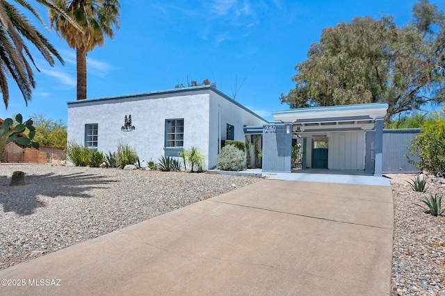 210 S Abrego Dr, Green Valley, AZ 85614 - view of front of property with driveway, fence, and stucco siding