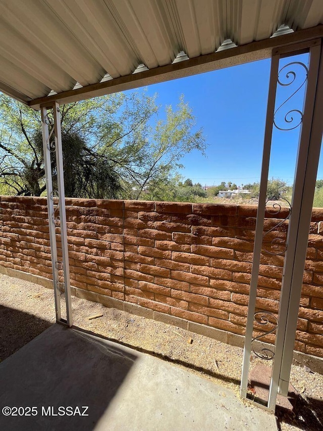3873 N Pasatiempo Pl, Tucson, AZ 85705 - view of patio / terrace