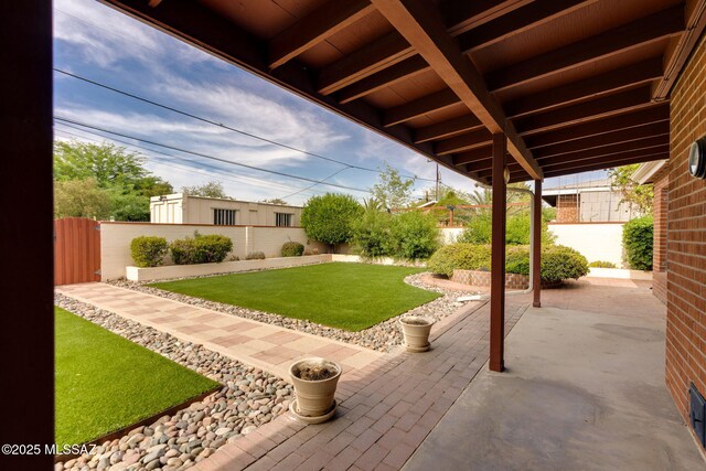 5301 E 4th St, Tucson, AZ 85711 - view of patio / terrace