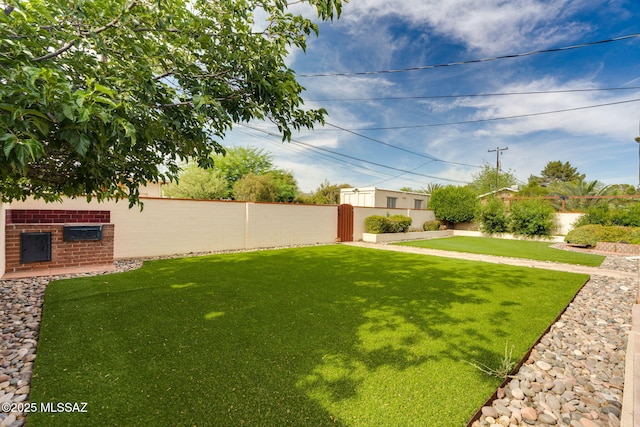 5301 E 4th St, Tucson, AZ 85711 - view of yard