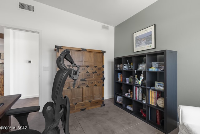 workout area with baseboards