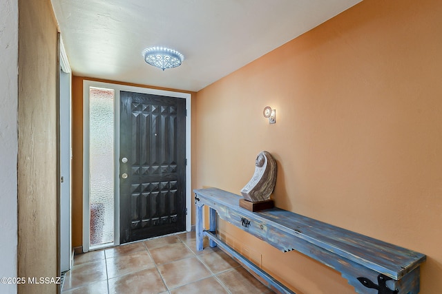 241 W Calle Mccleary, Green Valley, AZ 85614 - view of tiled foyer