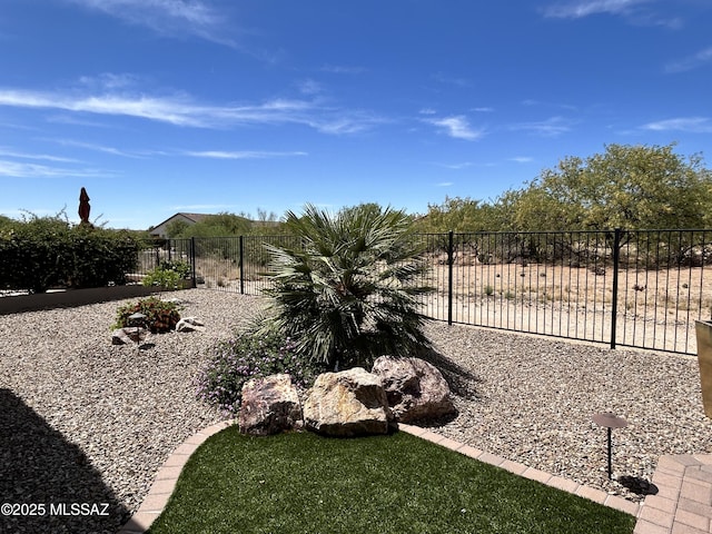 60422 E Arroyo Vista Dr, Oracle, AZ 85623 - view of fenced backyard