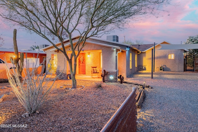2120 N Fair Oaks Ave, Tucson, AZ 85712 - view of front of property featuring stucco siding