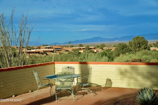 980 W Camino Sagasta, Green Valley, AZ 85622 - balcony with a mountain view, a patio area, and outdoor dining space