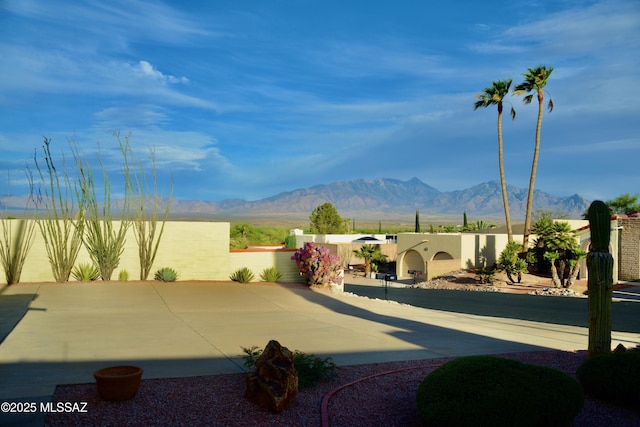 980 W Camino Sagasta, Green Valley, AZ 85622 - view of yard featuring a mountain view