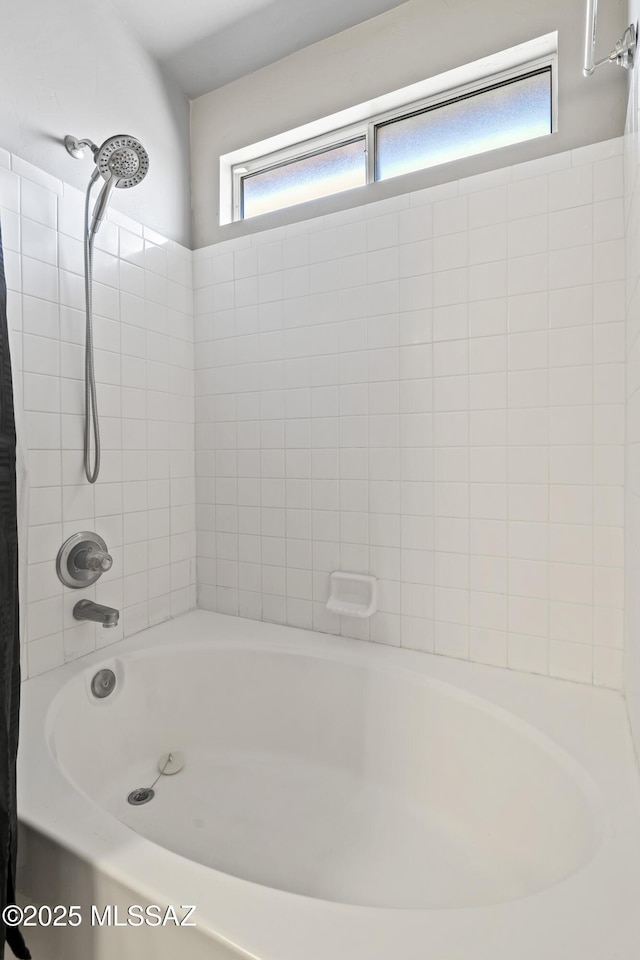 8807 S Desert Rainbow Dr, Tucson, AZ 85747 - bathroom with tub / shower combination