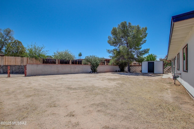 9570 E Sellarole Rd, Tucson, AZ 85730 - view of fenced yard