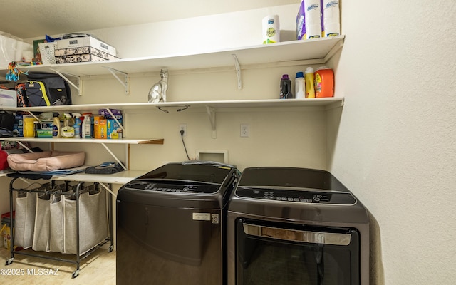 13570 E Hampden Green Way, Vail, AZ 85641 - laundry room featuring separate washer and dryer