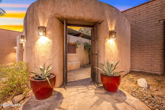 3008 E Placita Santa Lucia, Tucson, AZ 85716 - view of exterior entry at dusk