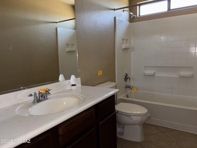262 W Calle Paso Suave, Sahuarita, AZ 85629 - bathroom with tile patterned flooring, toilet, tub / shower combination, and vanity