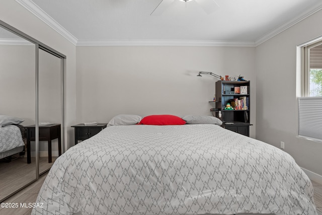2282 W Rapallo Way, Tucson, AZ 85741 - bedroom featuring ornamental molding, a closet, baseboards, and a ceiling fan