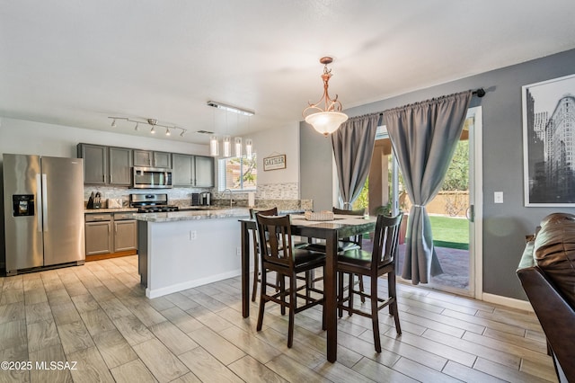 14570 S Sumac Dr, Sahuarita, AZ 85629 - dining area featuring wood tiled floors