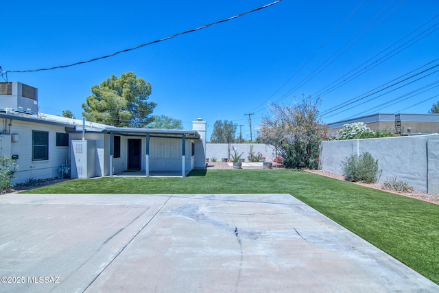3341 E 23rd St, Tucson, AZ 85713 - view of yard featuring a patio area and central AC unit