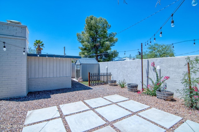 3341 E 23rd St, Tucson, AZ 85713 - view of patio