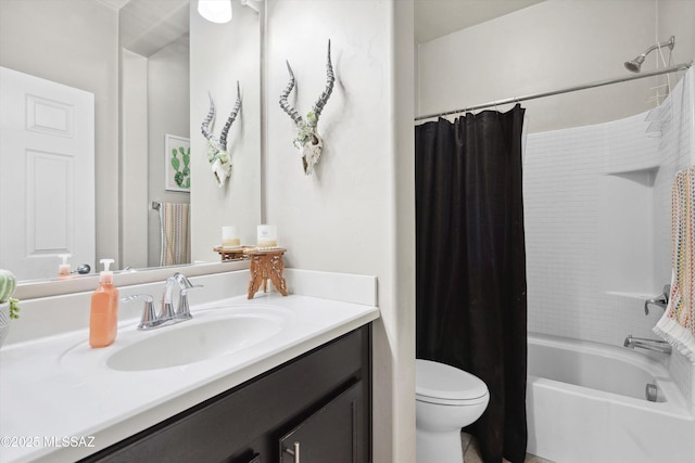 9693 N Melandra Way, Marana, AZ 85653 - bathroom with vanity, toilet, and shower / bath combination with curtain