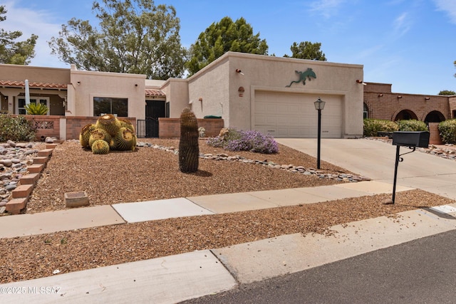 140 E Paseo De Golf, Green Valley, AZ 85614 - adobe home with stucco siding, an attached garage, driveway, and fence