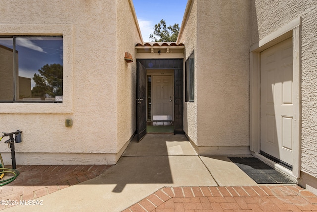 140 E Paseo De Golf, Green Valley, AZ 85614 - entrance to property with stucco siding