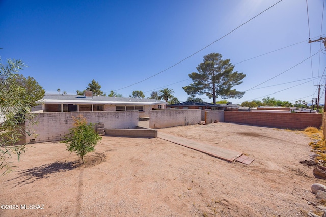 5449 E Rosewood St, Tucson, AZ 85711 - view of rear view of house