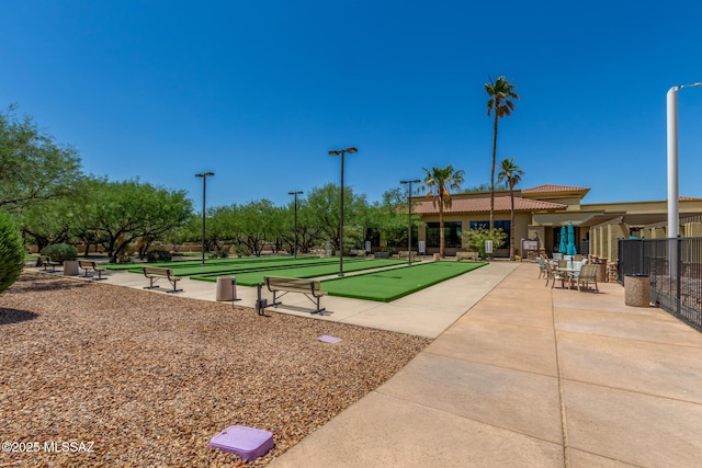 1936 N Star Vw Ln, Green Valley, AZ 85614 - surrounding community featuring a game area and fence