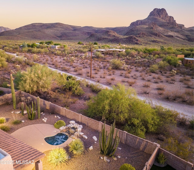 8183 N Sombrero Point Dr, Tucson, AZ 85743 - view of mountain background