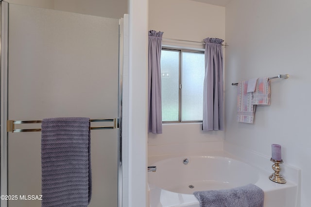 5590 W Acacia Blossom Pl, Marana, AZ 85658 - full bathroom with plenty of natural light and a garden tub