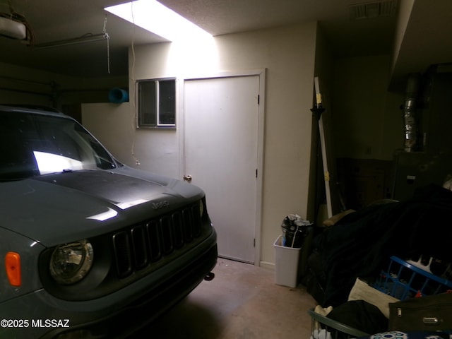 2474 W Victoria Ln, Willcox, AZ 85643 - view of garage
