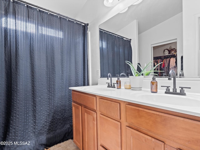 4801 E Canary Grass Dr, Tucson, AZ 85756 - full bath featuring double vanity