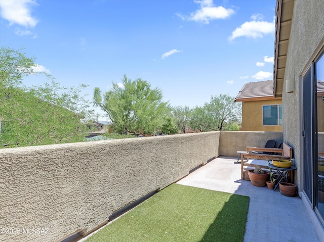 4801 E Canary Grass Dr, Tucson, AZ 85756 - view of yard with a balcony