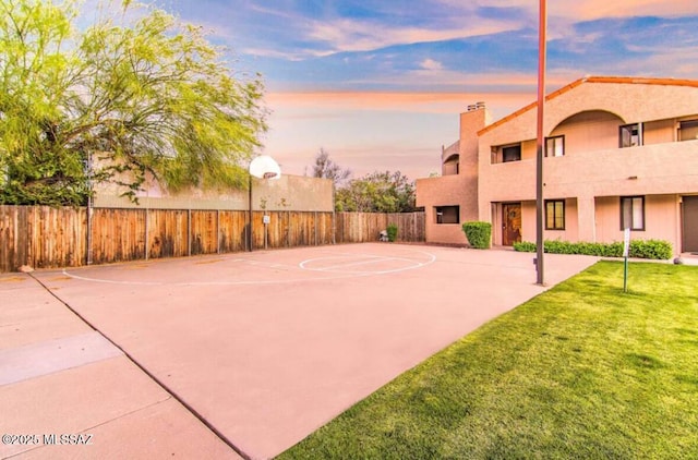 1745 E Glenn St Unit 133, Tucson, AZ 85719 - view of basketball court with community basketball court