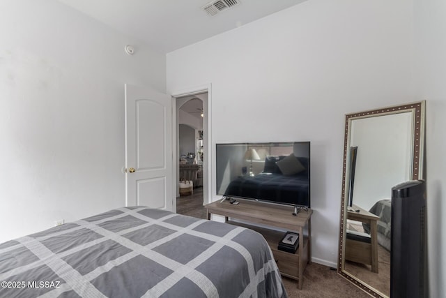 5608 Shady Grove, Tucson, AZ 85742 - bedroom with arched walkways and carpet