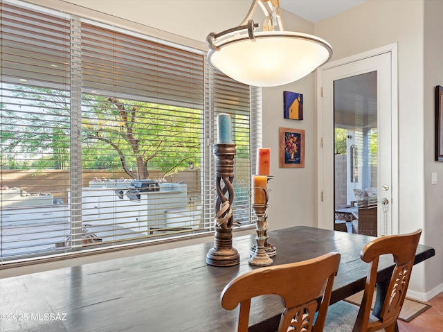 380 E Via Puente De La Lluvia, Sahuarita, AZ 85629 - dining area featuring baseboards