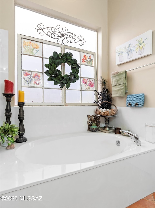 380 E Via Puente De La Lluvia, Sahuarita, AZ 85629 - bathroom with a garden tub