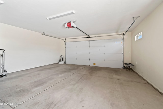 2302 N Norton Ave, Tucson, AZ 85719 - garage with a garage door opener