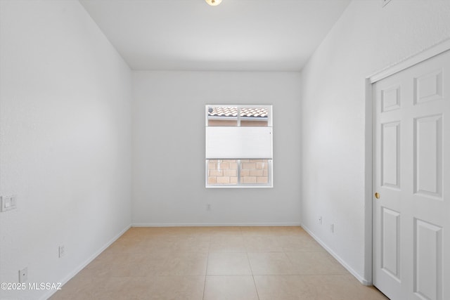 12122 N Sterling Ave, Oro Valley, AZ 85755 - unfurnished room featuring light tile patterned floors and baseboards