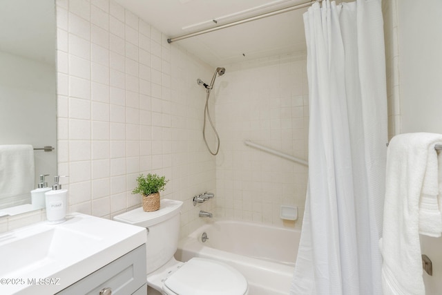 1600 N Wilmot Rd Unit 155, Tucson, AZ 85712 - full bath with shower / bath combo, tile walls, toilet, and vanity