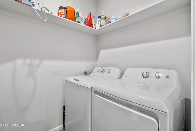 1941 E Greenlee Rd, Tucson, AZ 85719 - laundry room featuring washer and dryer