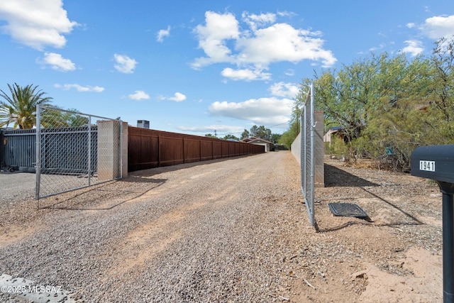 1941 E Greenlee Rd, Tucson, AZ 85719 - view of dirt / gravel driveway