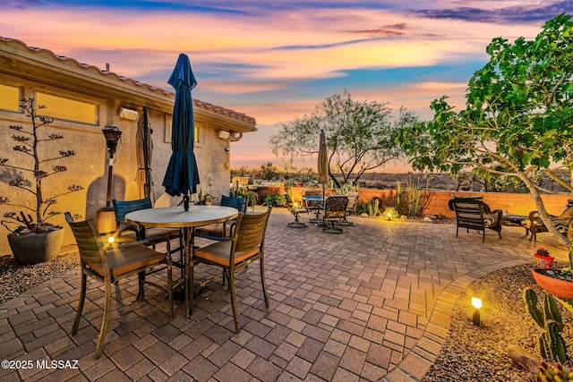 1861 E Crown Ridge Way, Oro Valley, AZ 85755 - view of patio with outdoor dining area