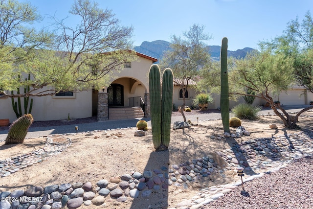 9710 N Cliff View Pl, Oro Valley, AZ 85704 - mediterranean / spanish-style home featuring a mountain view and stucco siding